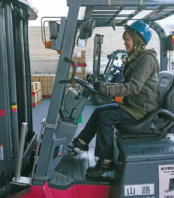 女性ドライバー